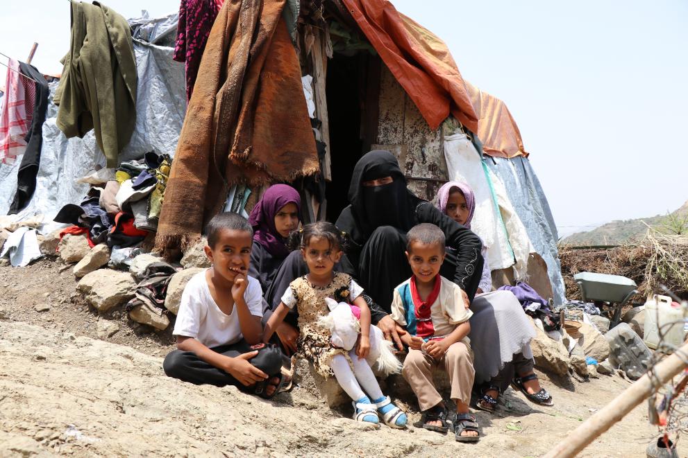 A tent she calls home: A photo essay of internally displaced people in Yemen