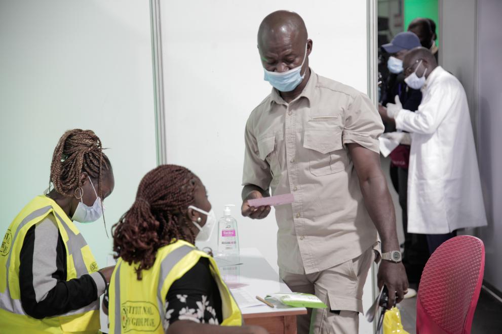 Coronavirus - First vaccinations, Côte d’Ivoire	
