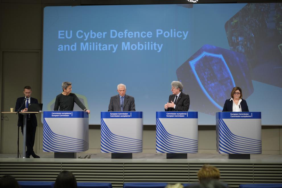 Press conference by Margrethe Vestager, Josep Borrell Fontelles, Thierry Breton and Adina Vălean on the EU’s cyber defence policy and military mobility