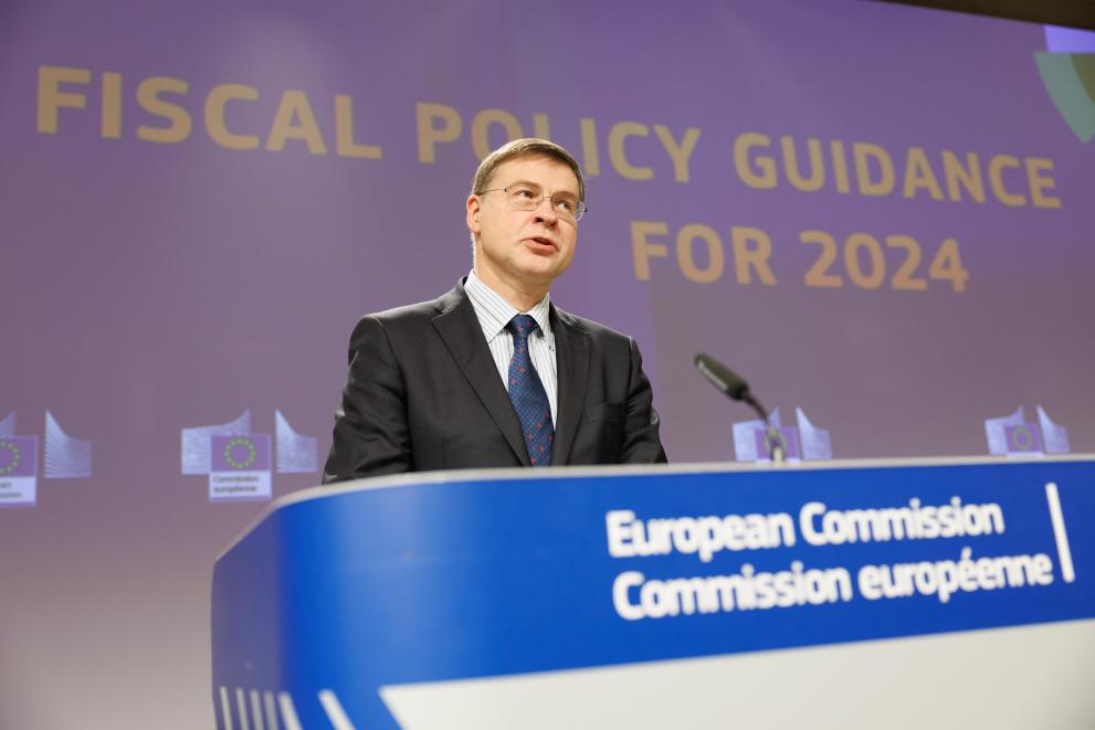Press conference by Valdis Dombrovskis, Executive Vice-President of the European Commission, and Paolo Gentiloni, European Commissioner, on the fiscal policy guidance for 2024