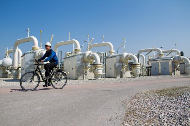 Predlogi EU za skladiščenje plina in blažitev cen energije